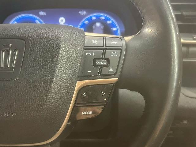 クラウンクロスオーバーG “Advanced・Leather Package” 内装他