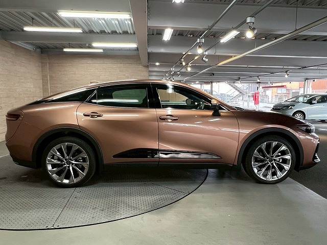 トヨタ クラウンクロスオーバーの画像18