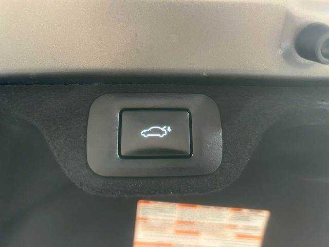 トヨタ クラウンクロスオーバーの画像7