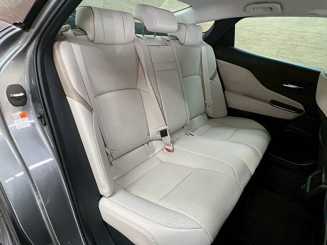 トヨタ クラウンクロスオーバーの画像10