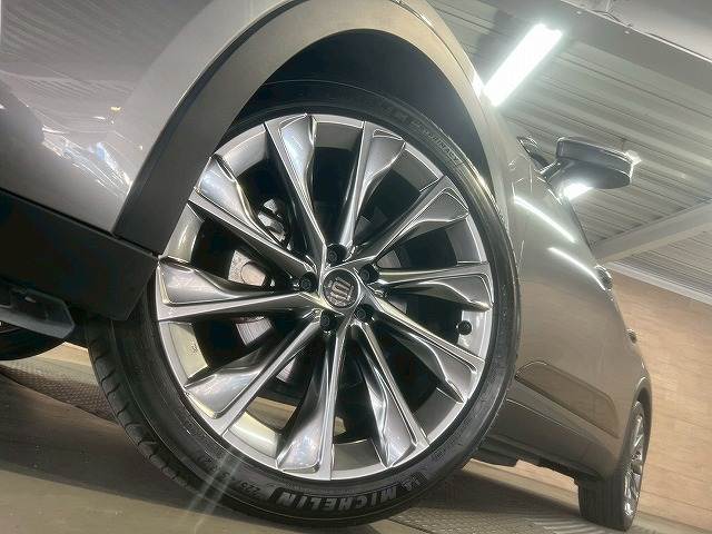 トヨタ クラウンクロスオーバーの画像12