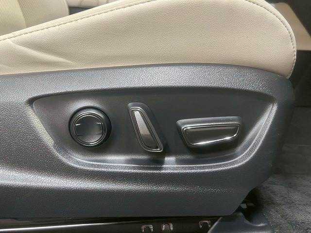 トヨタ クラウンクロスオーバーの画像15