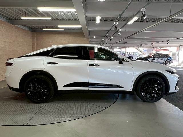 トヨタ クラウンクロスオーバーの画像18