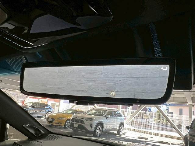 ハリアーハイブリッドZ “Leather Package” 内装他