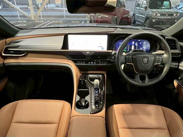 トヨタ クラウンスポーツの画像3