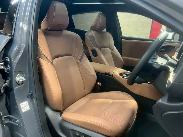 トヨタ クラウンスポーツの画像9