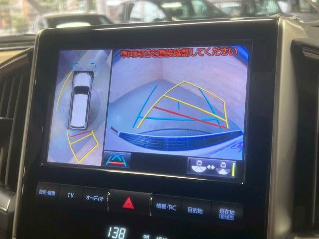 トヨタ&nbsp;ランドクルーザー200系の画像4