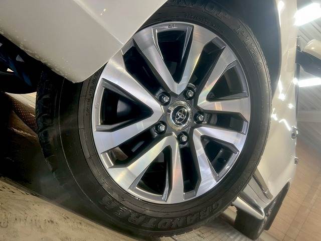 トヨタ&nbsp;ランドクルーザー200系の画像13