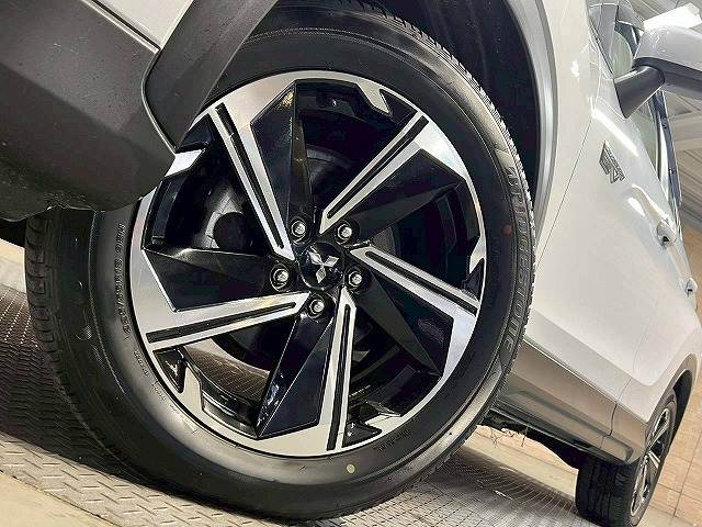 三菱&nbsp;エクリプスクロスPHEVの画像12