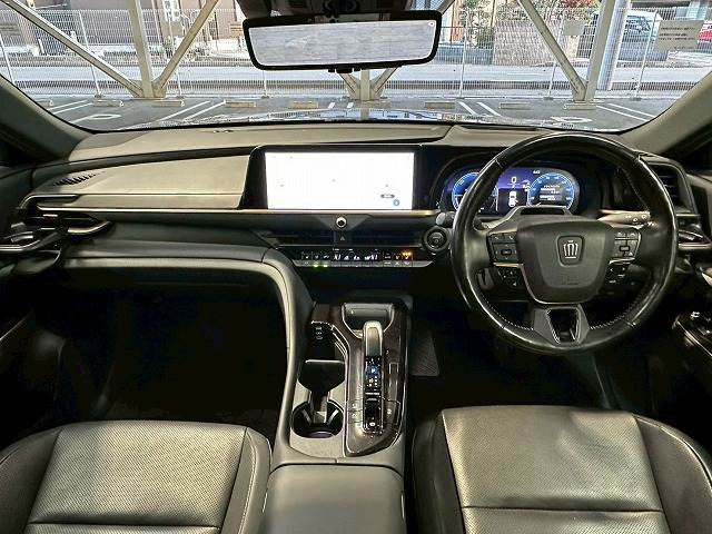 トヨタ&nbsp;クラウンスポーツの画像3