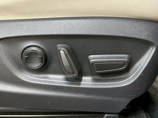 トヨタ クラウンクロスオーバーの画像8