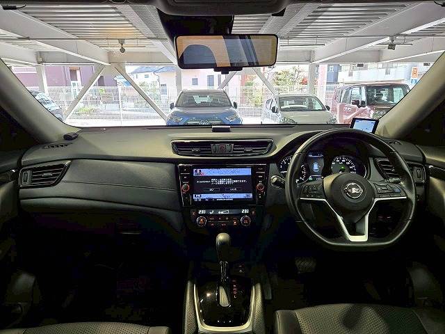 エクストレイル20Xi HYBRID 内装他