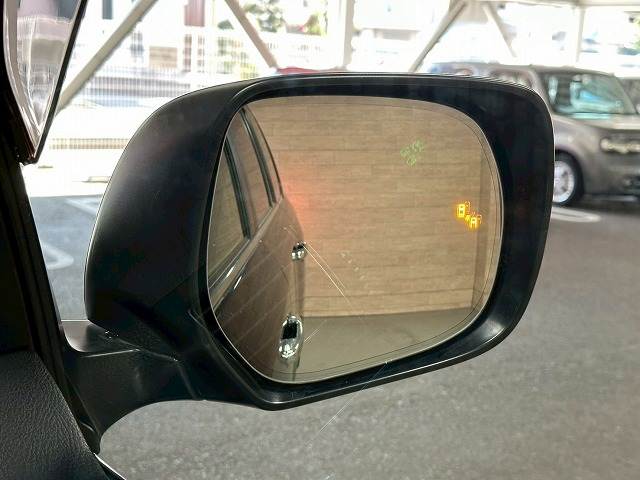 トヨタ&nbsp;ランドクルーザー200系の画像8