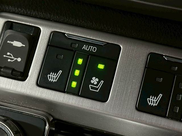 トヨタ&nbsp;ランドクルーザー200系の画像15