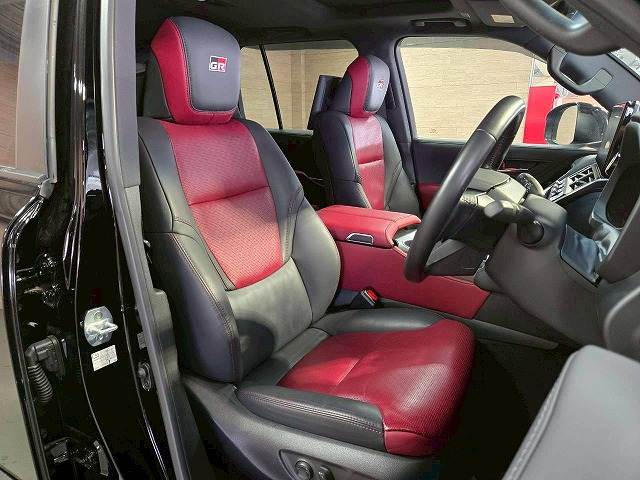 トヨタ ランドクルーザー300系の画像9