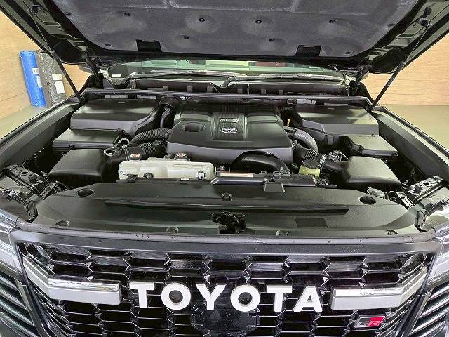 トヨタ ランドクルーザー300系の画像13