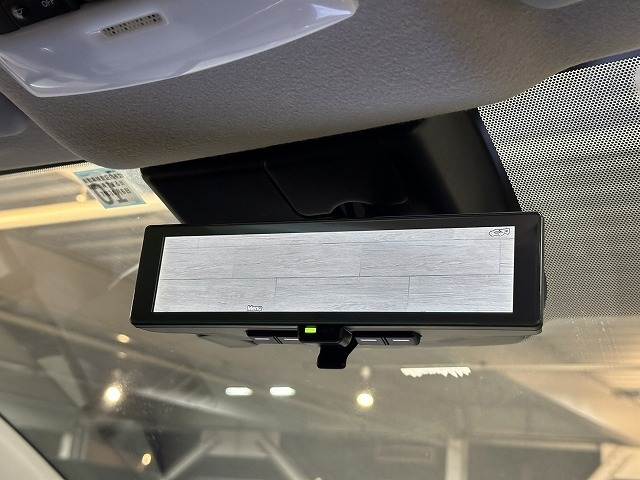 ノートオーラG 内装他