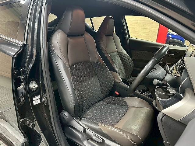 トヨタ&nbsp;C-HRの画像9