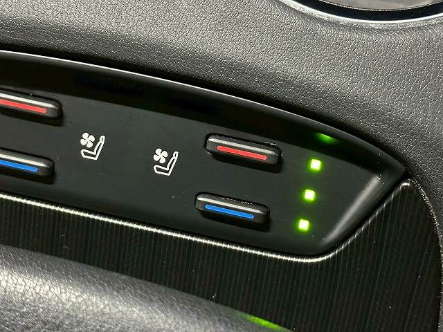 トヨタ&nbsp;ハリアーハイブリッドの画像5