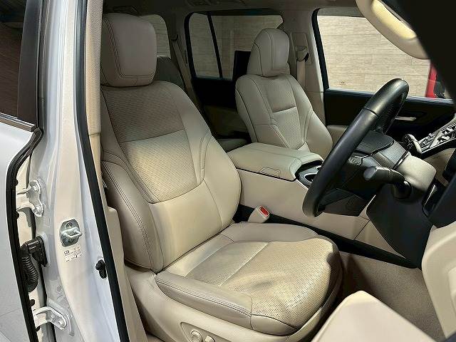 トヨタ&nbsp;ランドクルーザー300系の画像9