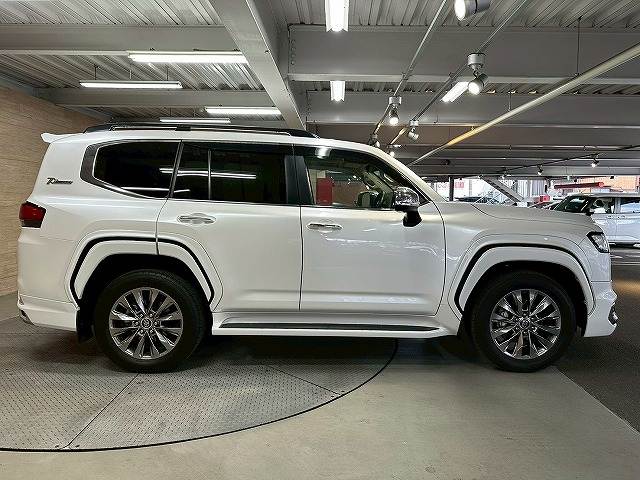 トヨタ&nbsp;ランドクルーザー300系の画像18