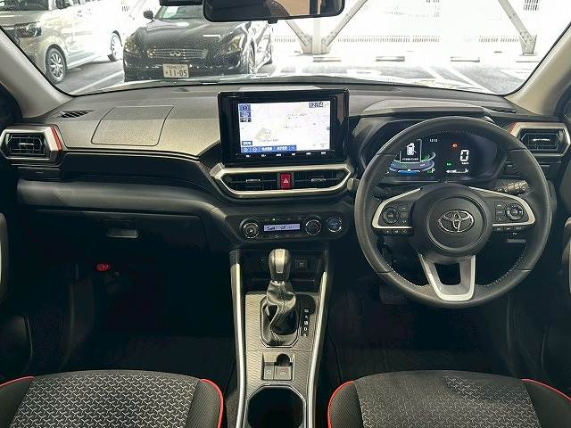 ライズハイブリッド Z 内装他