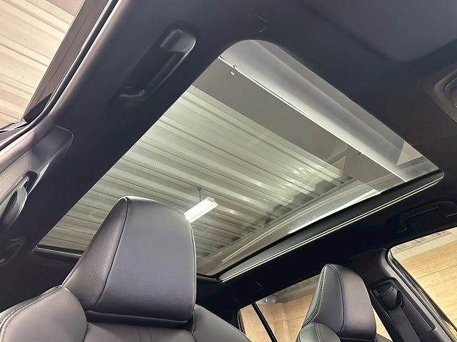 カローラクロスHYBRID Z 内装他