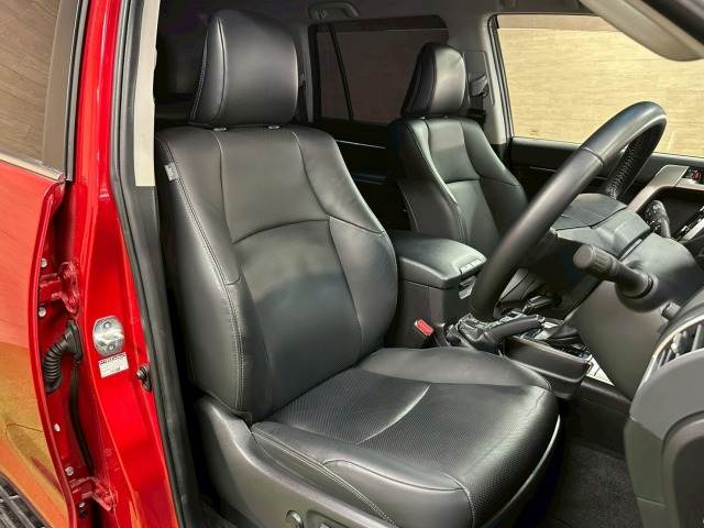 トヨタ&nbsp;ランドクルーザープラドの画像9