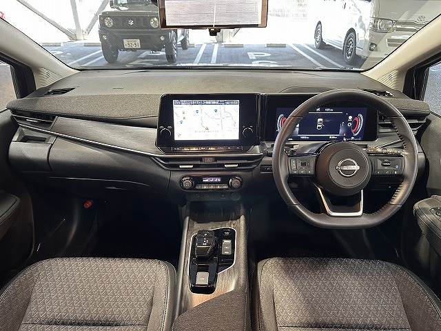 ノートオーラG 内装他