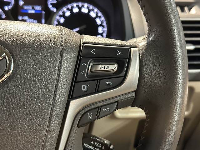 ランドクルーザープラドTX“Lパッケージ・Matt Black Edition” 内装他