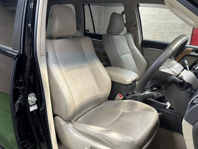 トヨタ ランドクルーザープラドの画像9