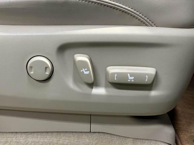 トヨタ ランドクルーザープラドの画像14