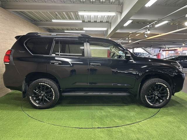 トヨタ ランドクルーザープラドの画像18