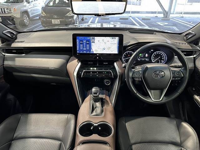 ハリアーZ “Leather Package” 内装他