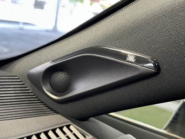 ハリアーZ “Leather Package” 内装他