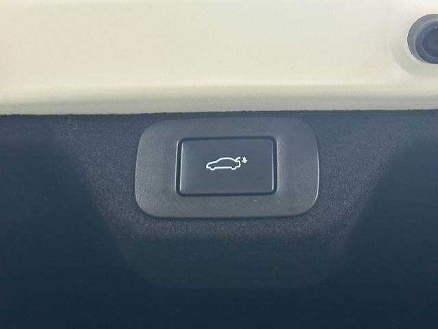 トヨタ クラウンクロスオーバーの画像8