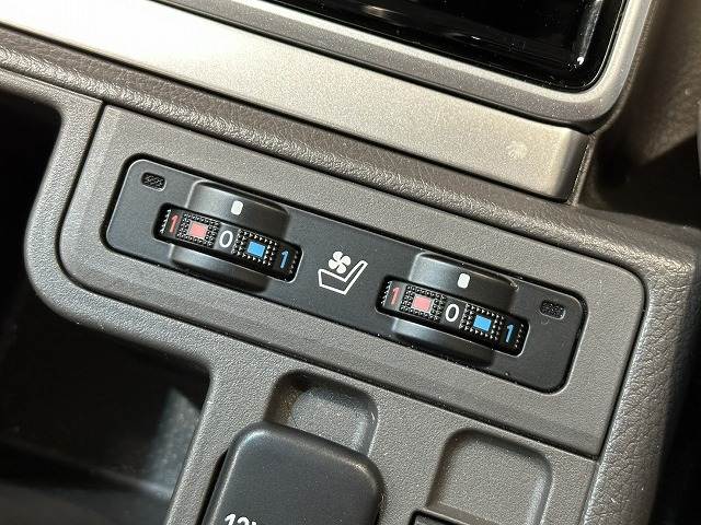 トヨタ ランドクルーザープラドの画像7