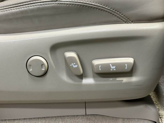 トヨタ ランドクルーザープラドの画像8