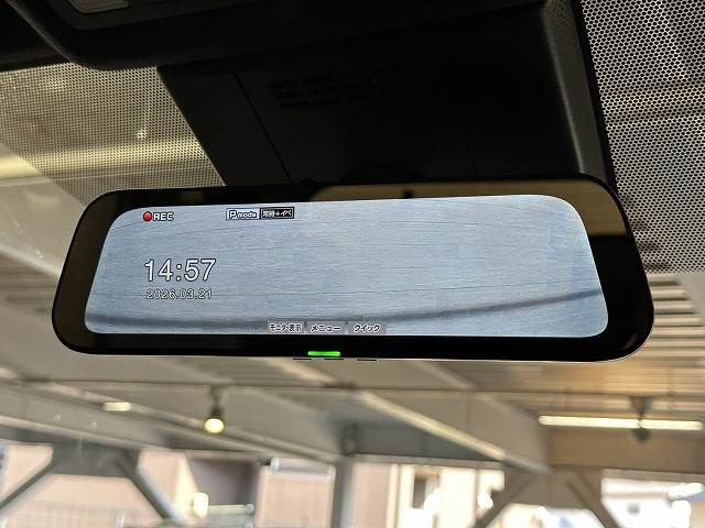 ヴォクシーハイブリッドS-Z 内装他