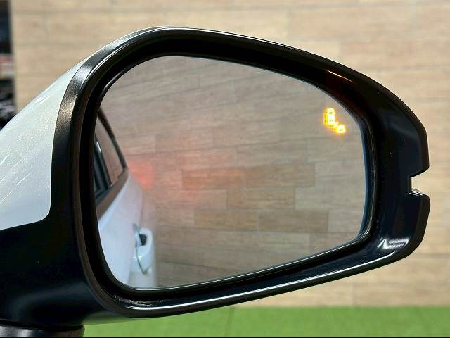 ホンダ&nbsp;ヴェゼルハイブリッドの画像6