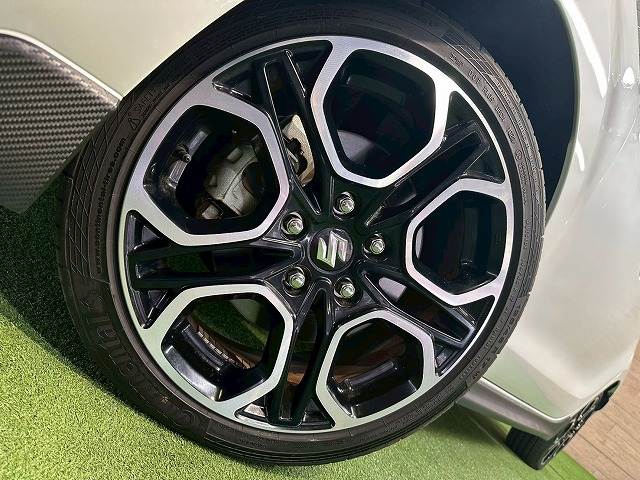 スズキ&nbsp;スイフトスポーツの画像12