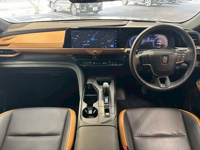 クラウンクロスオーバーRS “Advanced” 内装他