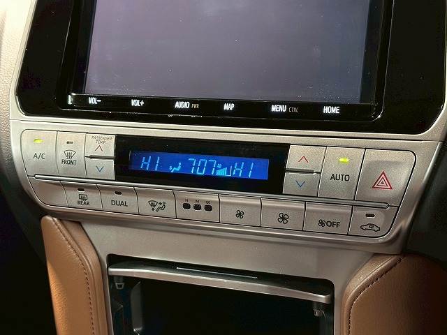 トヨタ&nbsp;ランドクルーザープラドの画像15