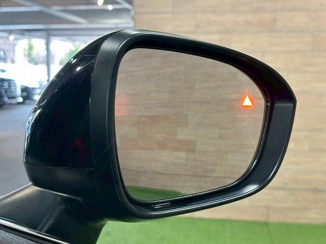 アウトランダーPHEVBLACK Edition 内装他