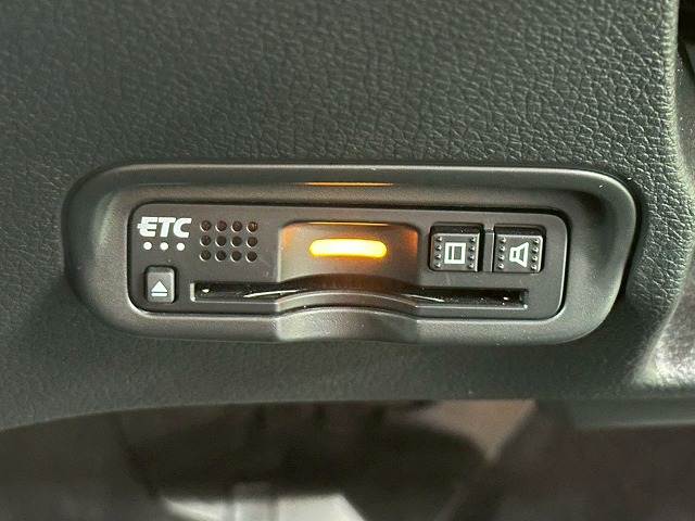 ホンダ&nbsp;ヴェゼルハイブリッドの画像8