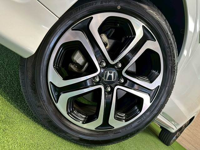 ホンダ&nbsp;ヴェゼルハイブリッドの画像12