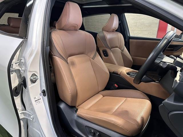 トヨタ&nbsp;クラウンスポーツの画像9