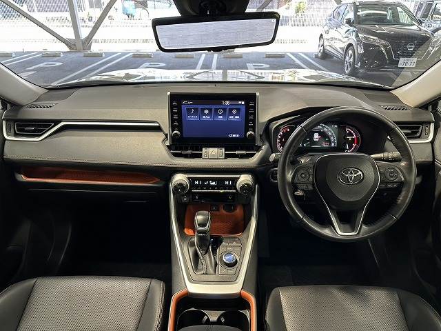 RAV4Adventure 内装他
