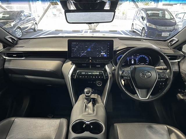 ハリアーハイブリッドZ “Leather Package” 内装他