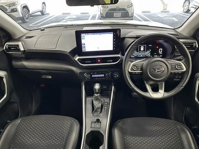 ロッキーPremium G HEV 内装他